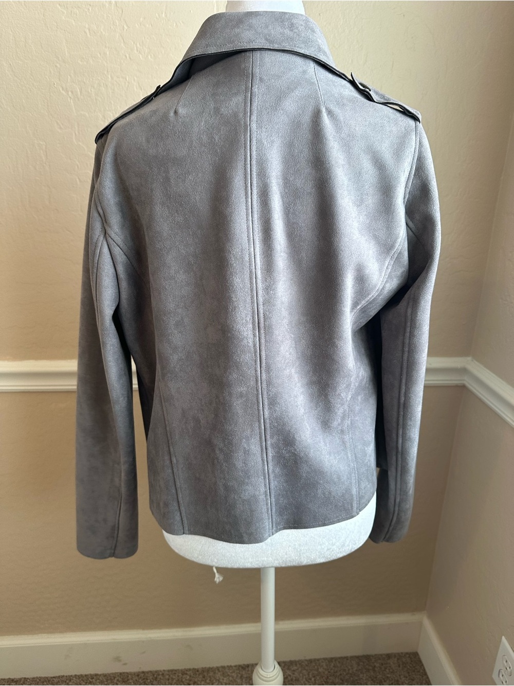 Kut from the Kloth Gray Suede Moto Jacket - Picture 6 of 8